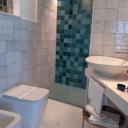 Porta Rossa بيت ضيافة مانارولا