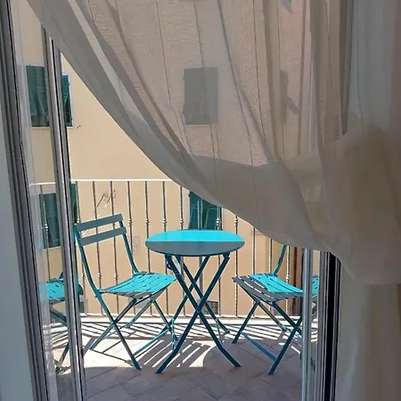 Porta Rossa 4* Манарола